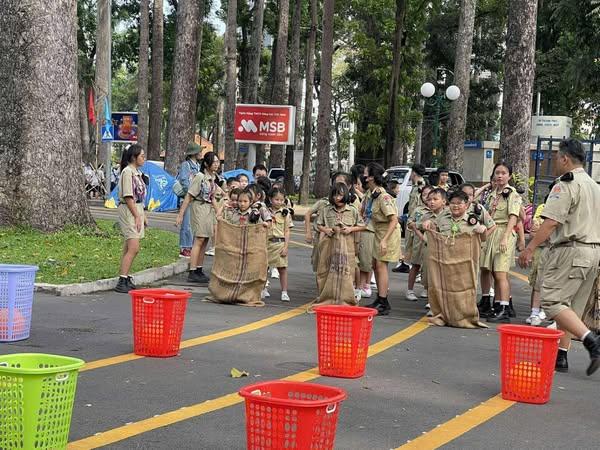 XIN CHÀO MÙA HÈ – Phạm Tiến Đạt