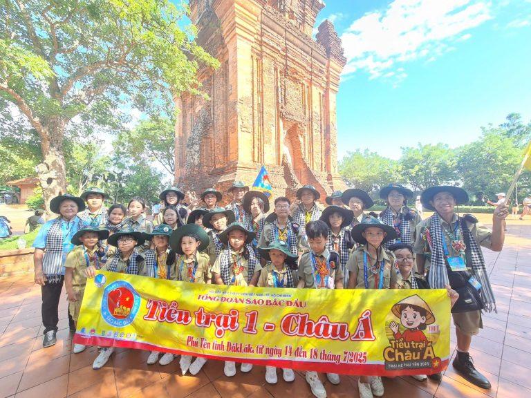 ĐI ĐỂ GẦN NHAU HƠN – Lê Thị Thuỳ Trang