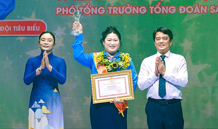 Đoàn Thị Thu Chung – Nữ thủ lĩnh 18 năm bền bỉ gieo giá trị sống cho thế hệ trẻ